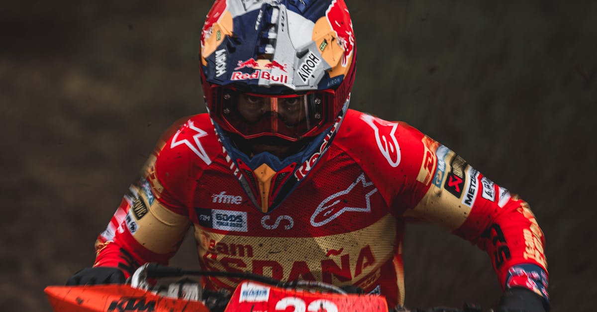 星美通信实名账号：短信的社交网络效应