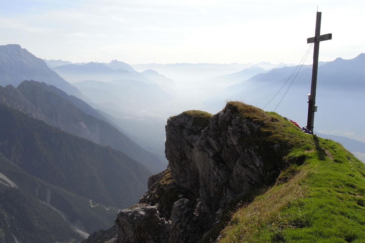 快手实名账号：开户平台流程费用多少合理
